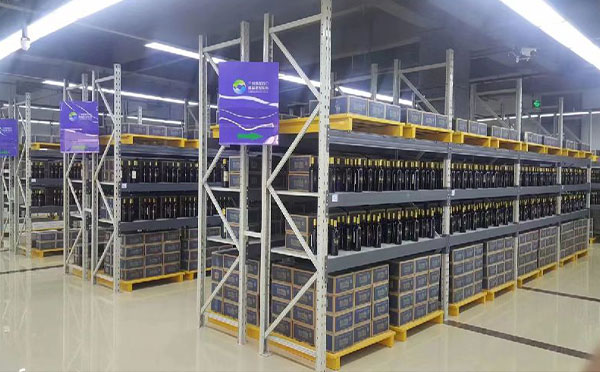 兰州新区某某商品批发中心层板货架项目