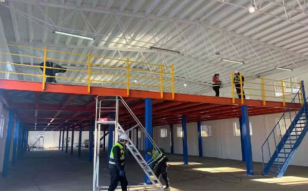 重型钢平台安装施工现场