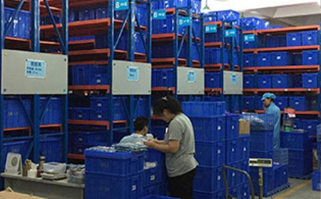 高位重型（托盘）货架全解：结构承重与维护指南