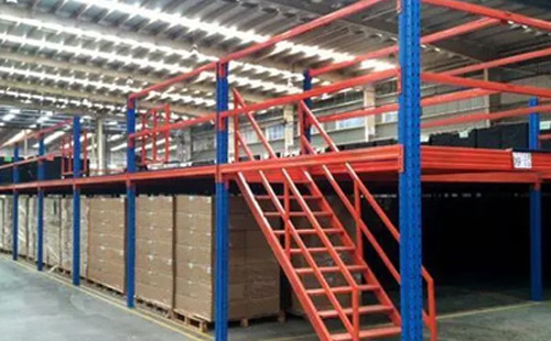 中型仓储货架与重型货架的核心差异解析